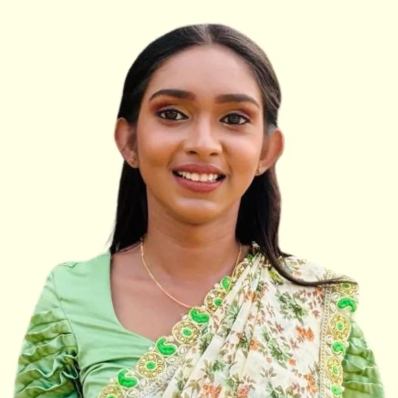 Portrait of Maneesha Nambukarawasam